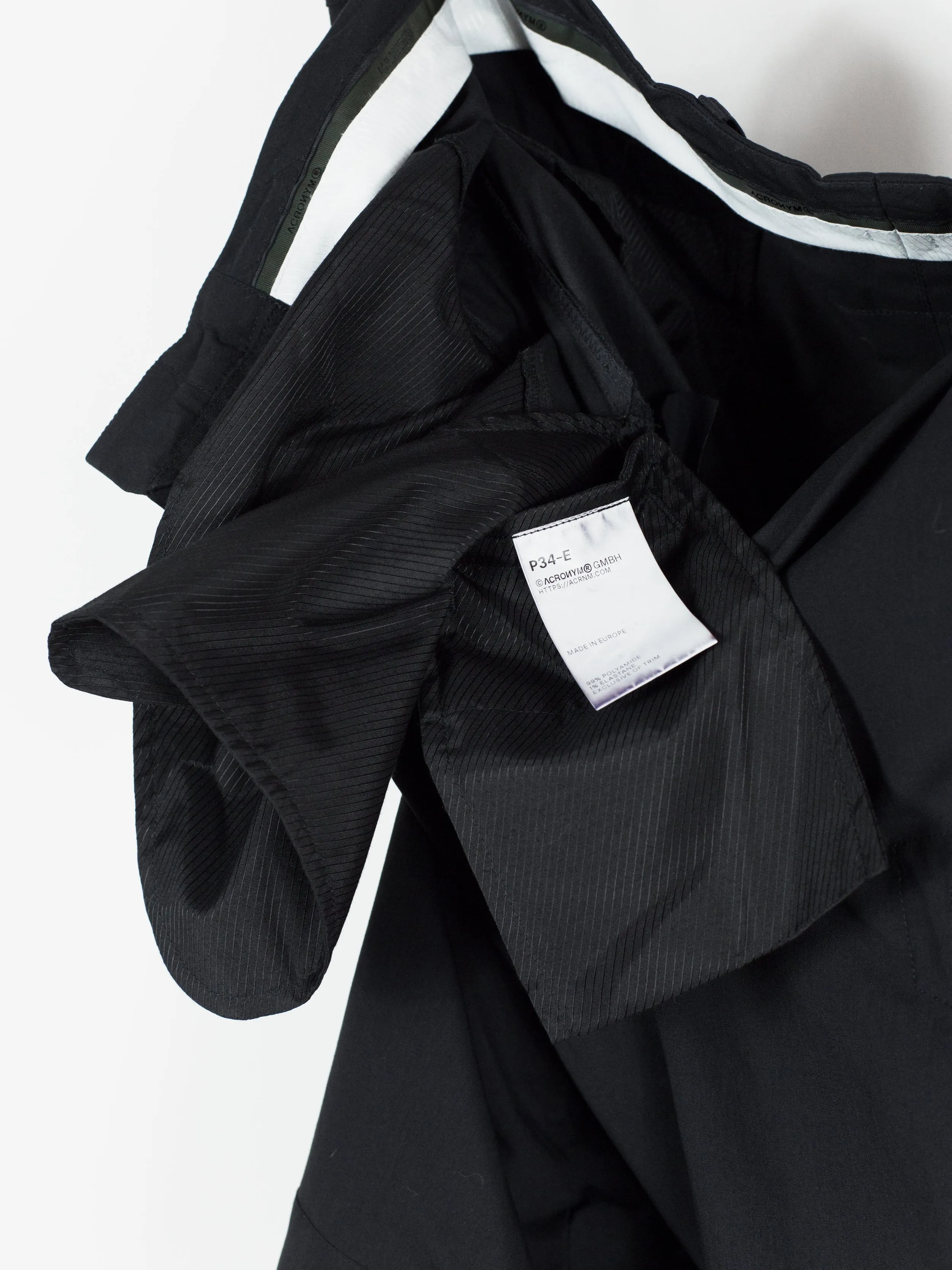 Acronym AW19 P34-E Black