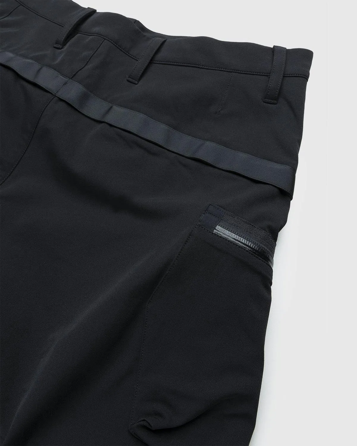 ACRONYM – P41-DS Schoeller Dryskin Articulated Cargo Trouser Black | Highsnobiety Shop