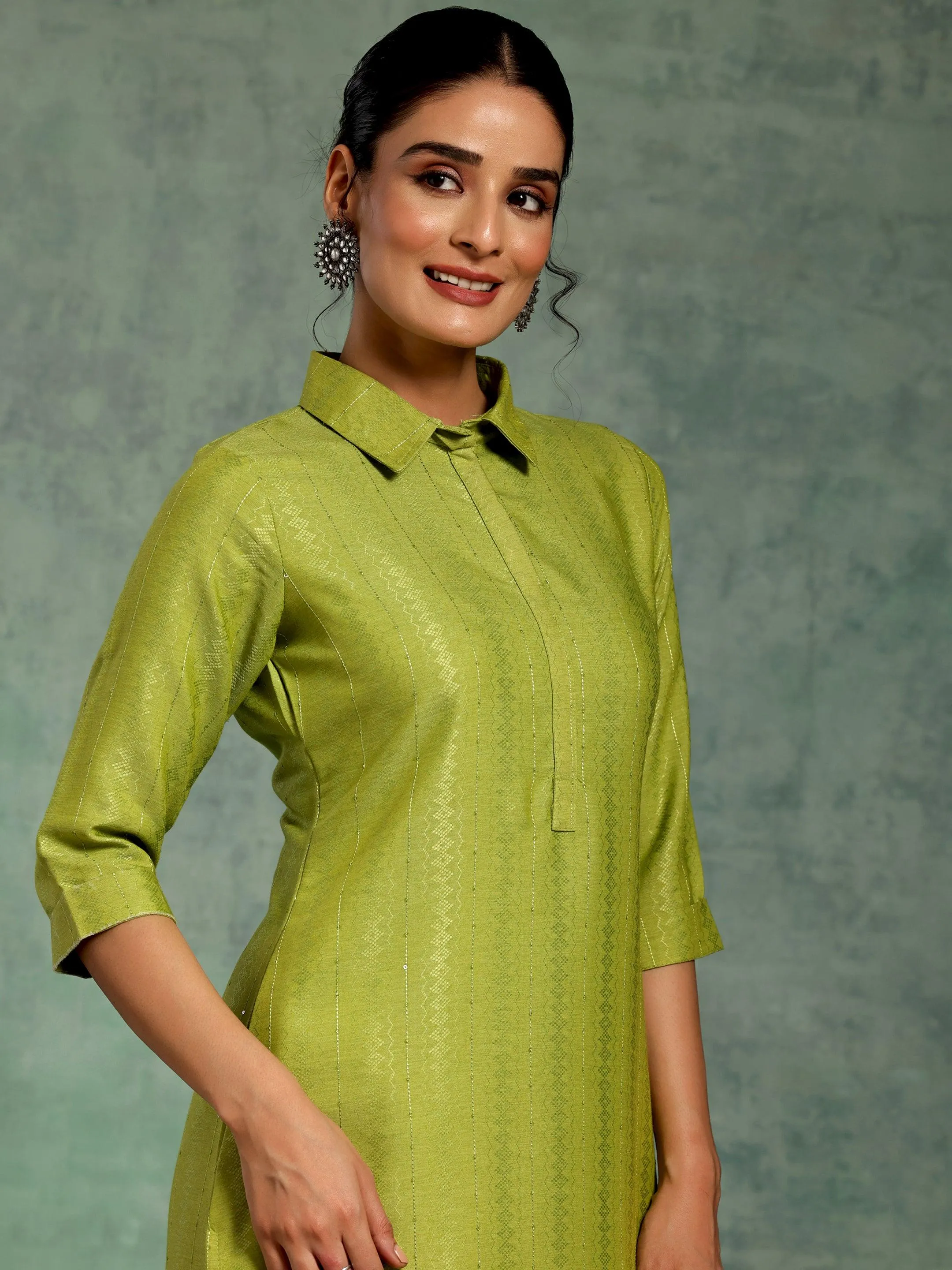 Green Woven Design Cotton Straight Kurta