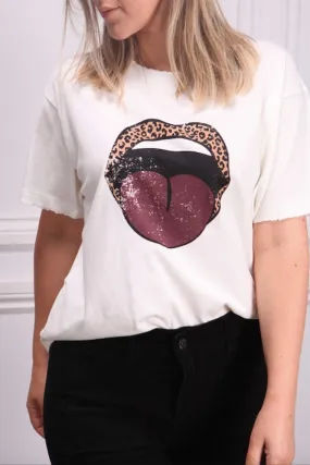 Lips Tee in Ecru    