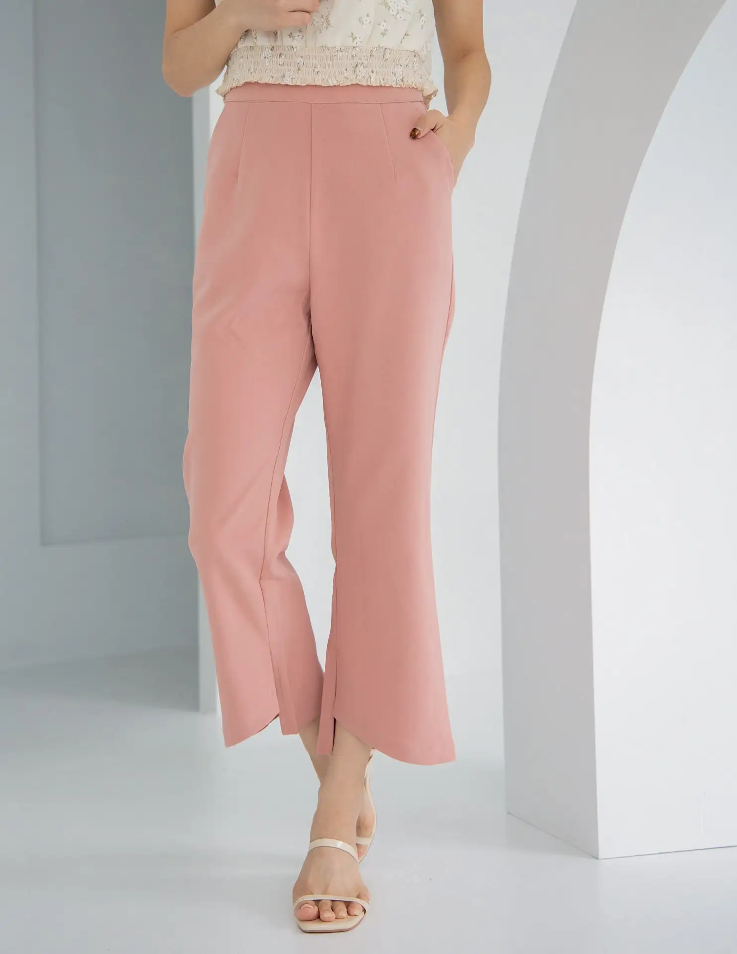 Mindy Pants in Rose