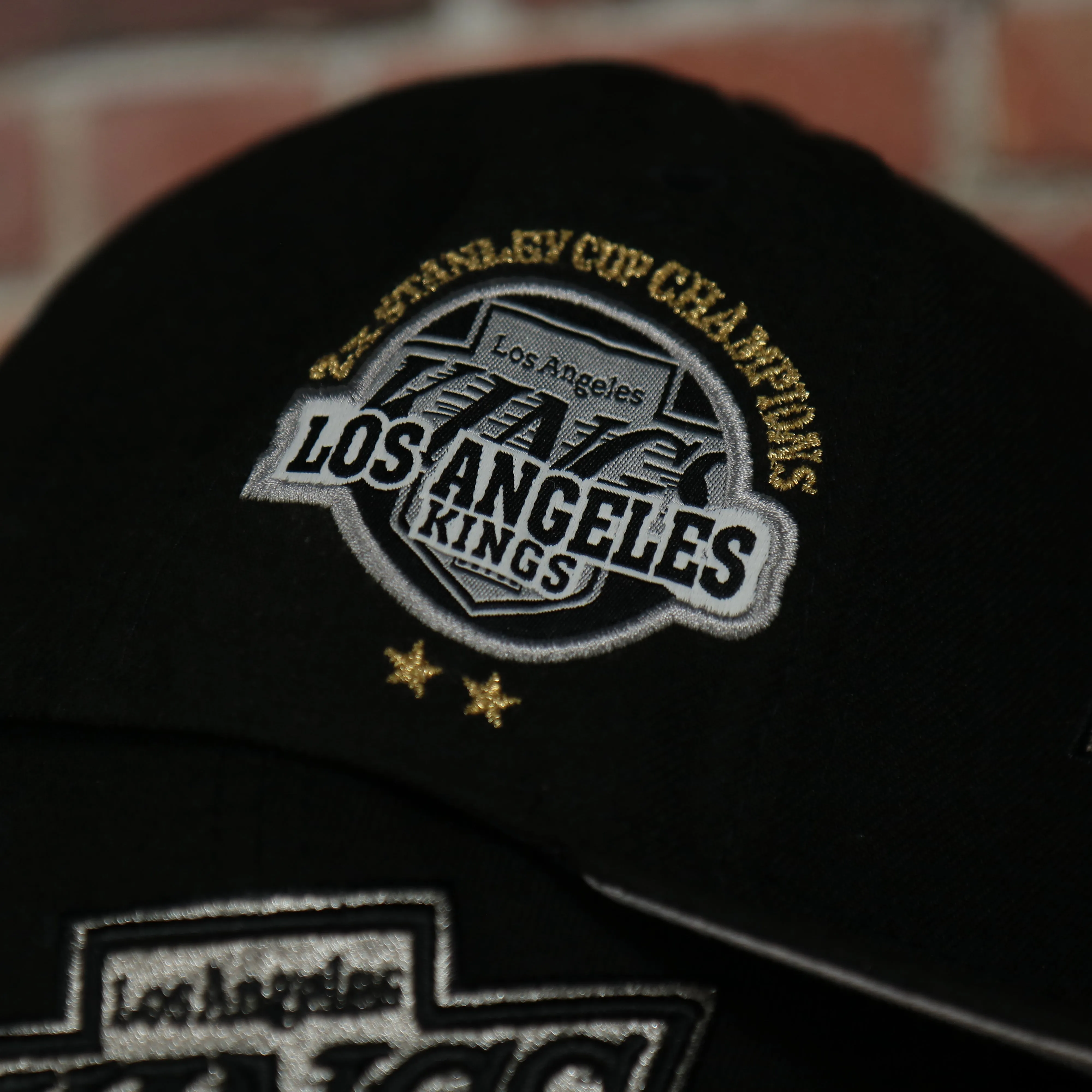 NEW ERA | LOS ANGELES KINGS | 2-TIME STANLEY CUP CHAMPIONS | 59FIFTY FITTED CAP| BLACK