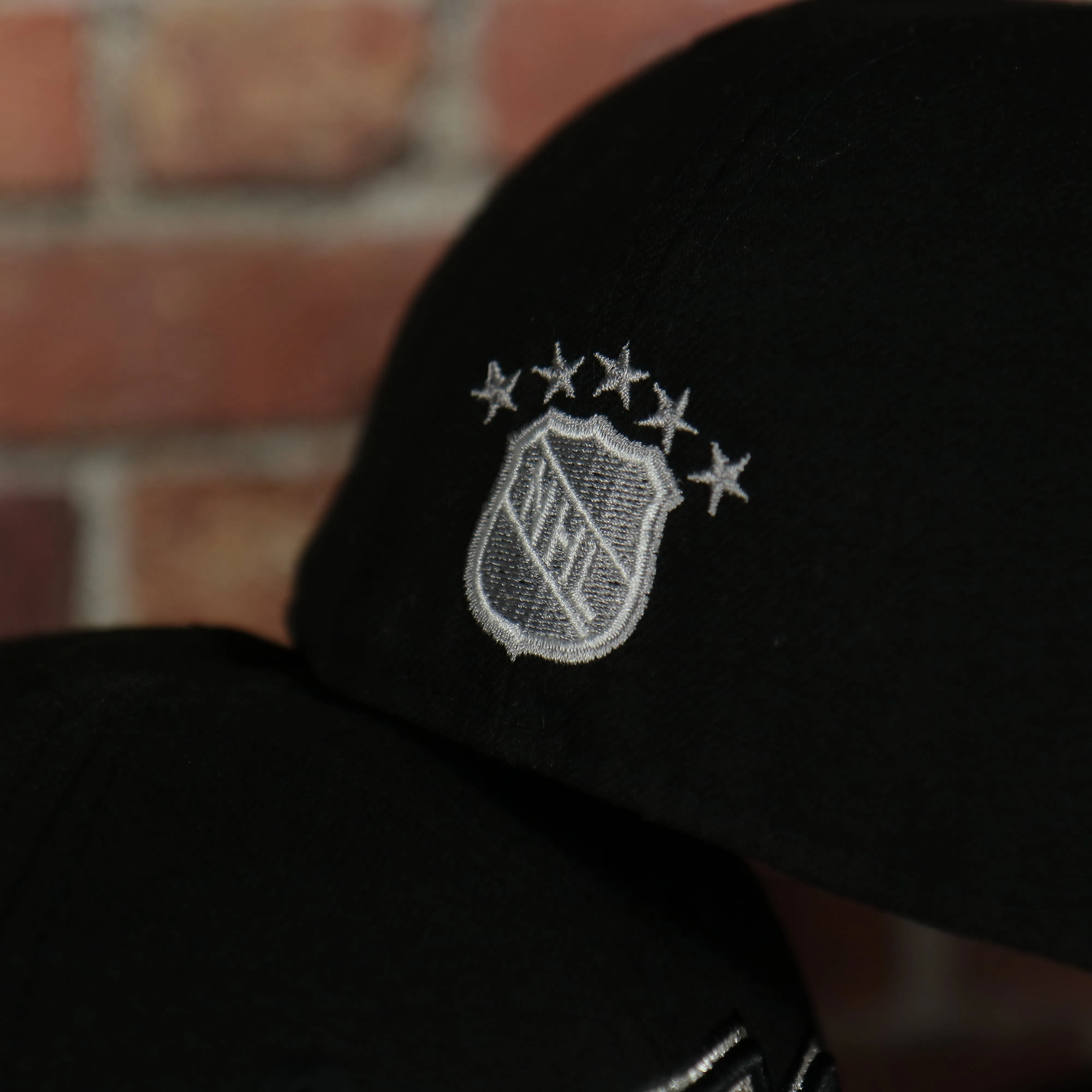 NEW ERA | LOS ANGELES KINGS | 2-TIME STANLEY CUP CHAMPIONS | 59FIFTY FITTED CAP| BLACK