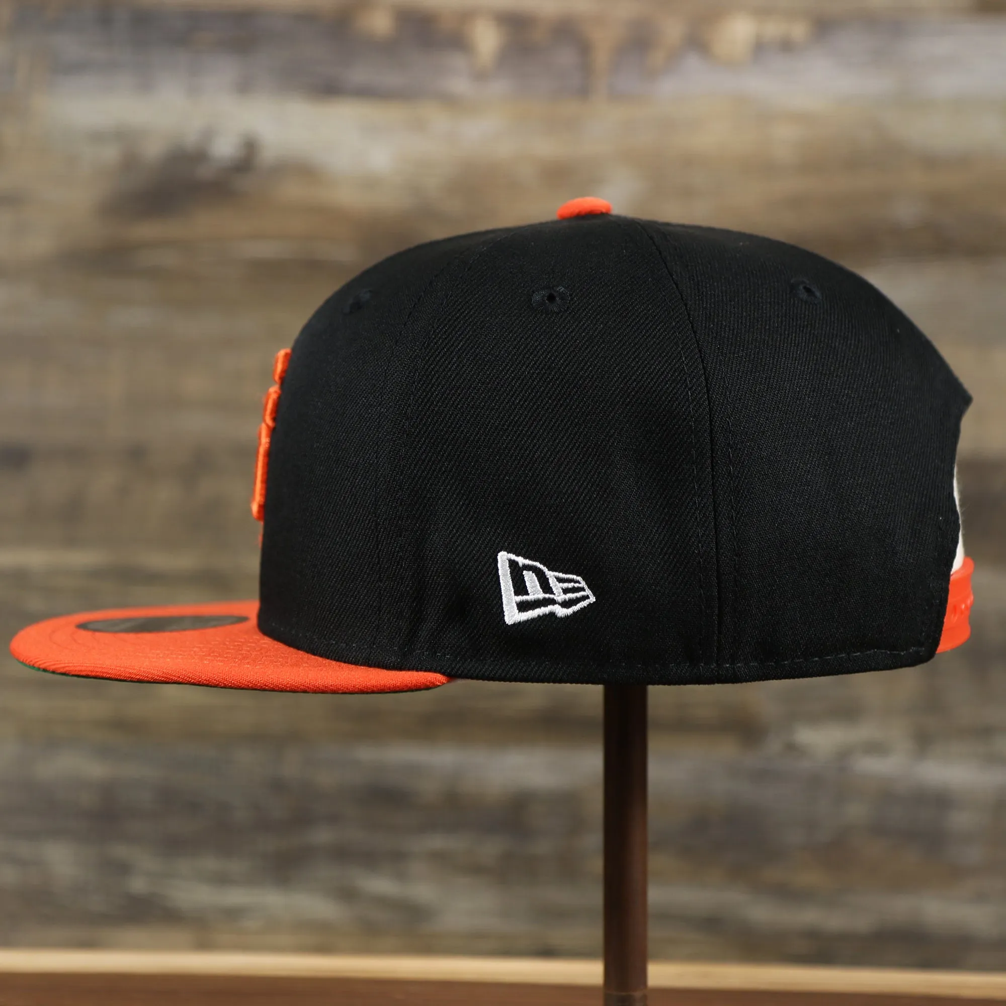 San Francisco Giants MLB Side Font Green Bottom 9Fifty Snapback Cap | Black Snap Cap