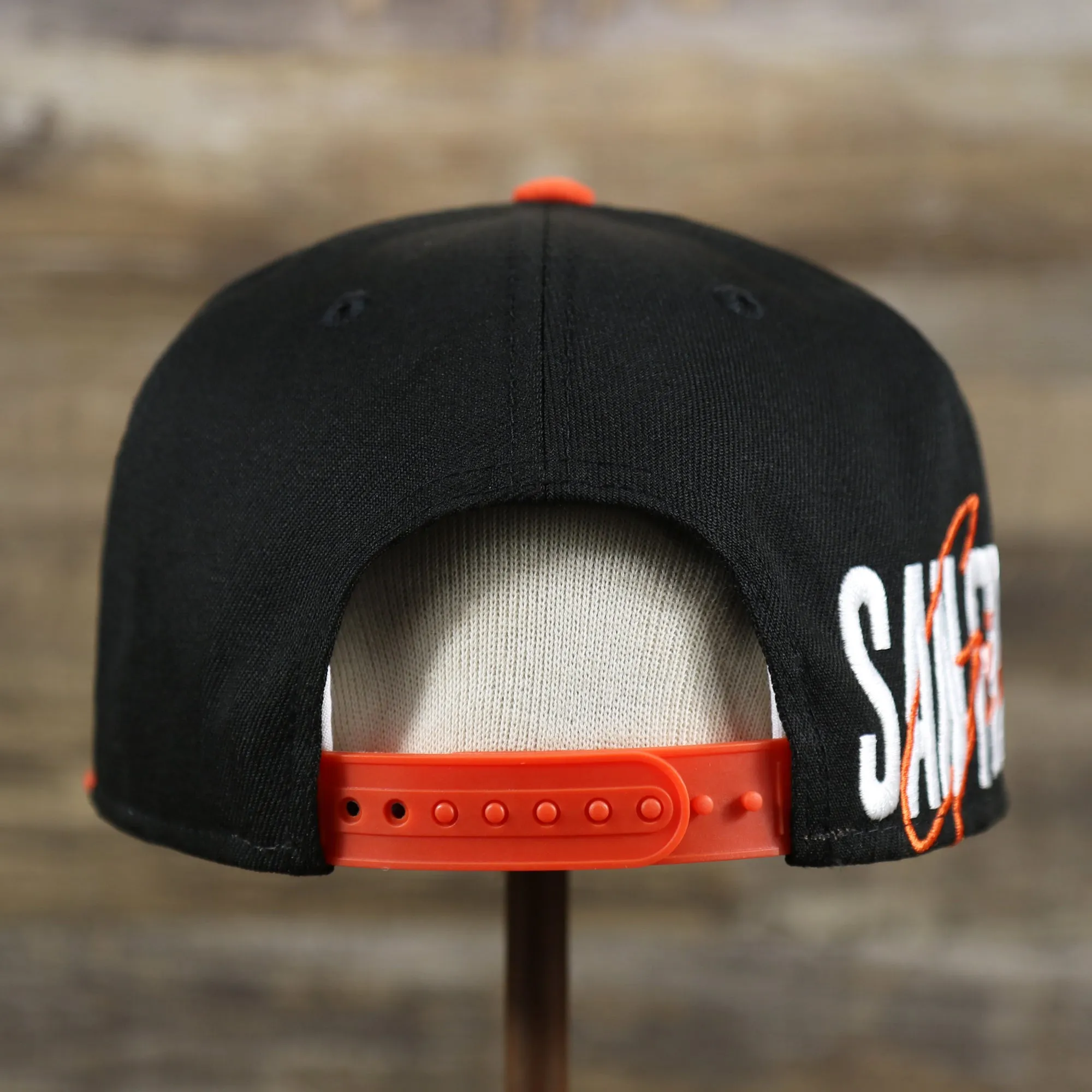 San Francisco Giants MLB Side Font Green Bottom 9Fifty Snapback Cap | Black Snap Cap