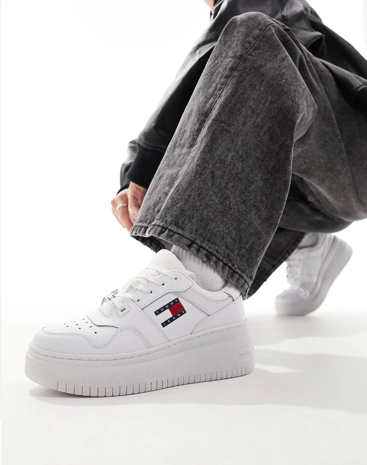 Sneaker Tommy Jeans basket suela alta