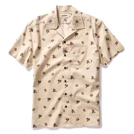 The Short Sleeve Hawthorne in Almond Floral