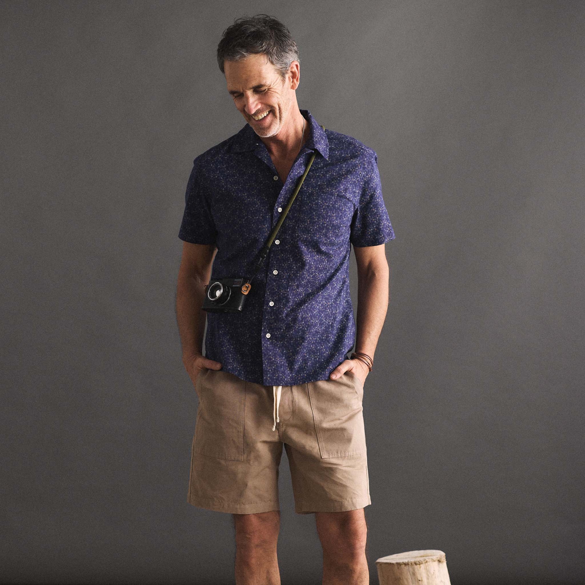 The Short Sleeve Hawthorne in Dark Navy Floral