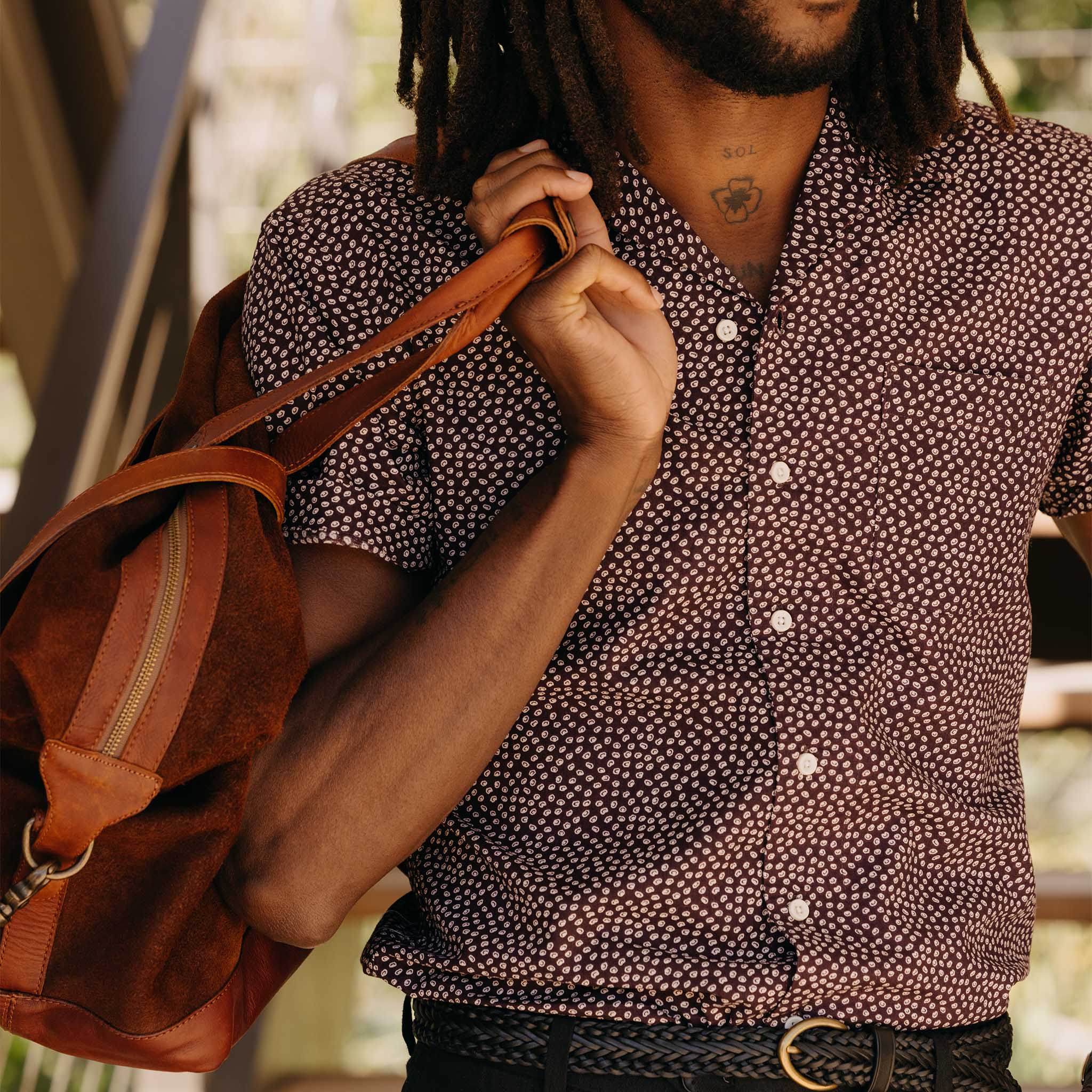 The Short Sleeve Hawthorne in Port Shell