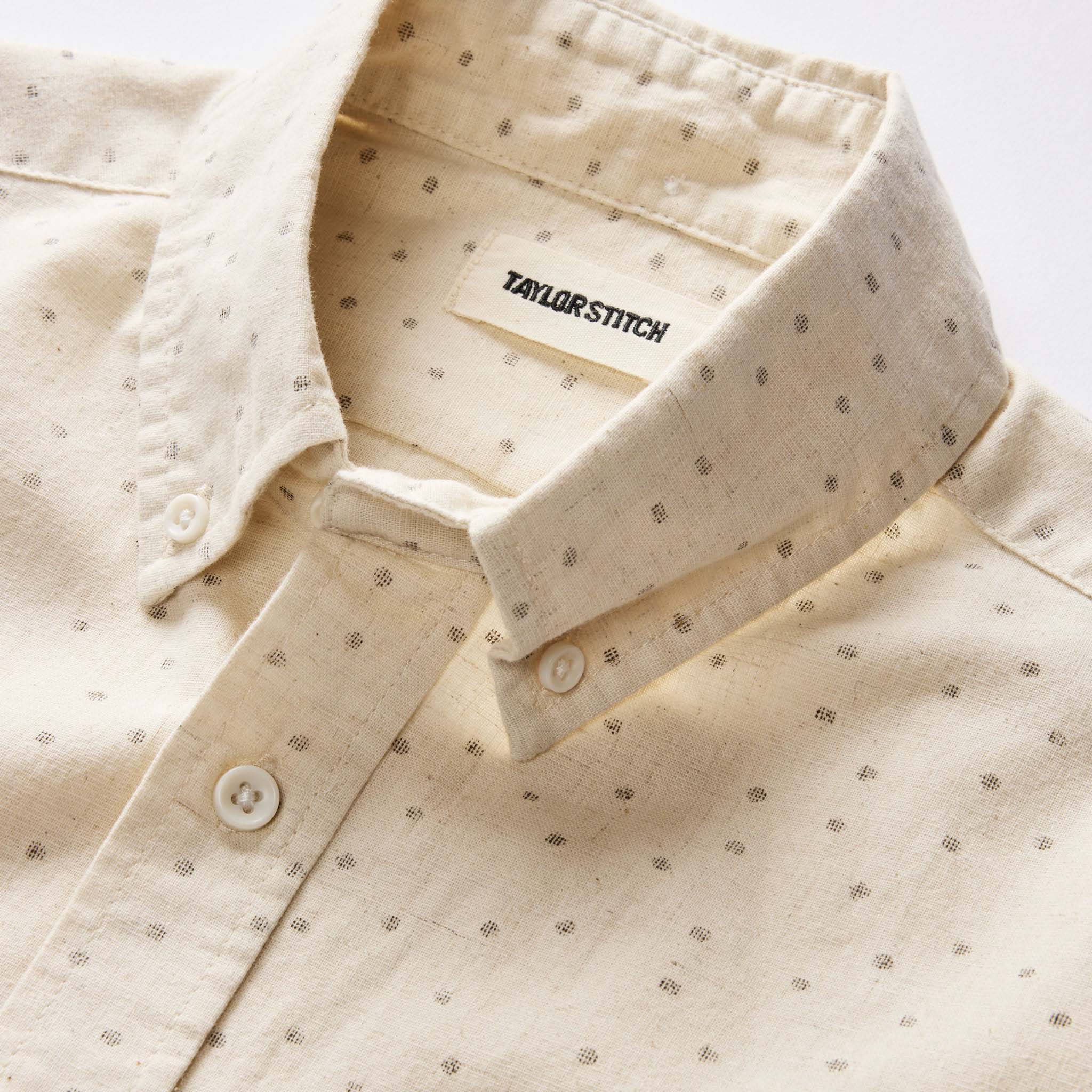 The Short Sleeve Jack in Heather Oat Dot