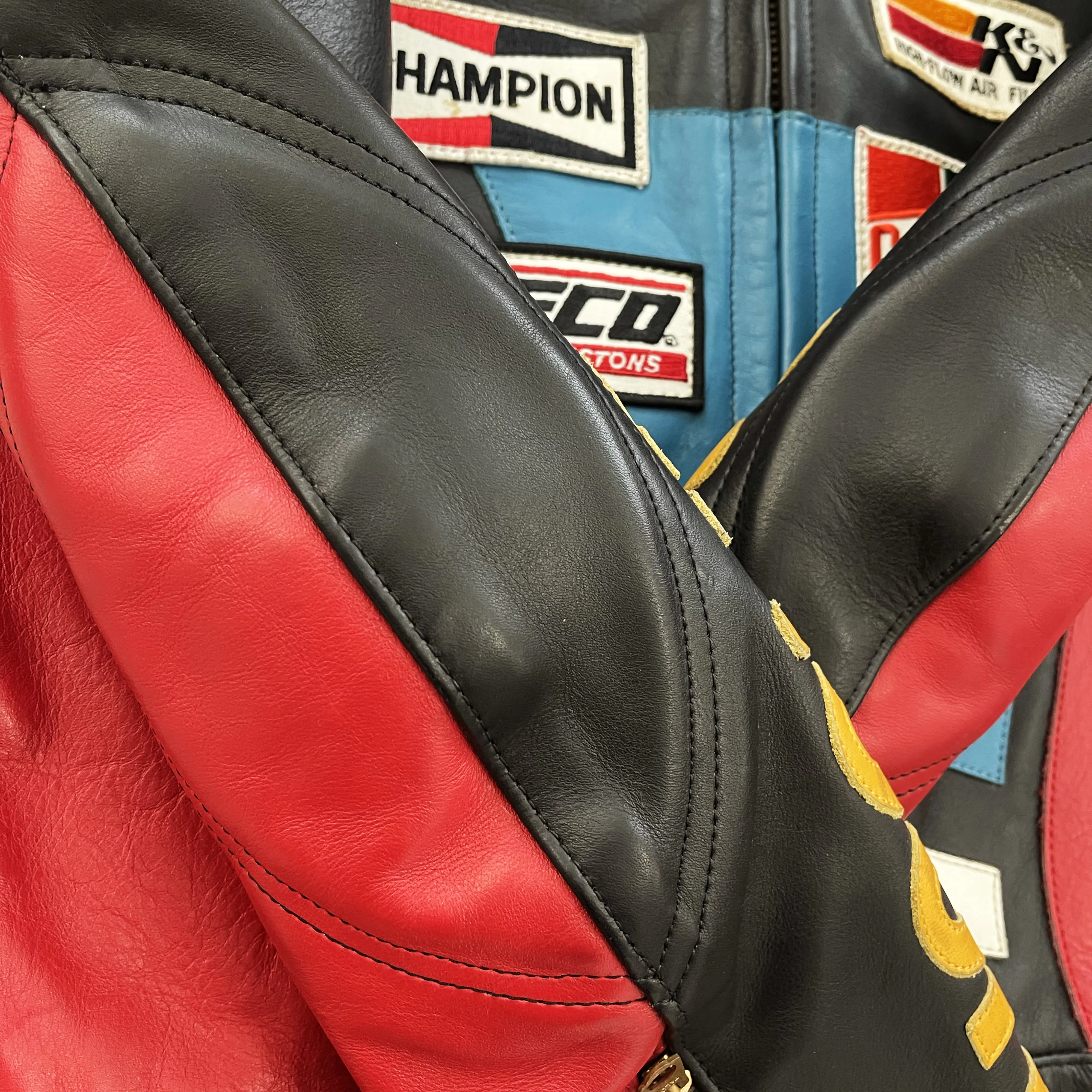 Vanson Leathers Motorcycle Racer Jacket - M